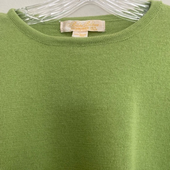 Brooks Brothers 100% merino wool sweater size Large - Picture 5 of 7